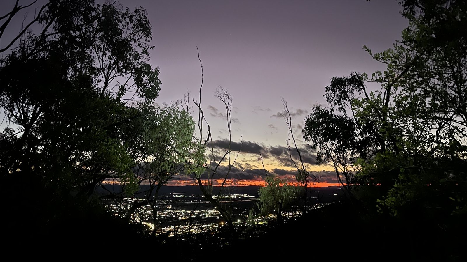View across Tamworth from Oxley Scenic Lookout